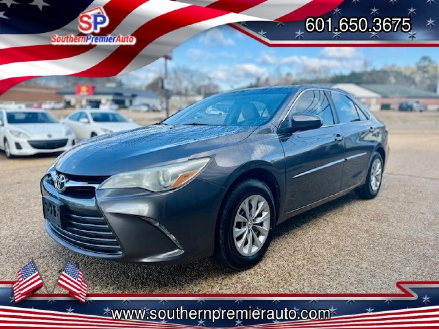 2015 GRAY TOYOTA CAMRY SE; LE; XLE; X (4T4BF1FK9FR) , located at 922 W. Beacon St., Philadelphia, MS, 39350, (601) 650-3675, 32.770447, -89.127151 - Photo#2